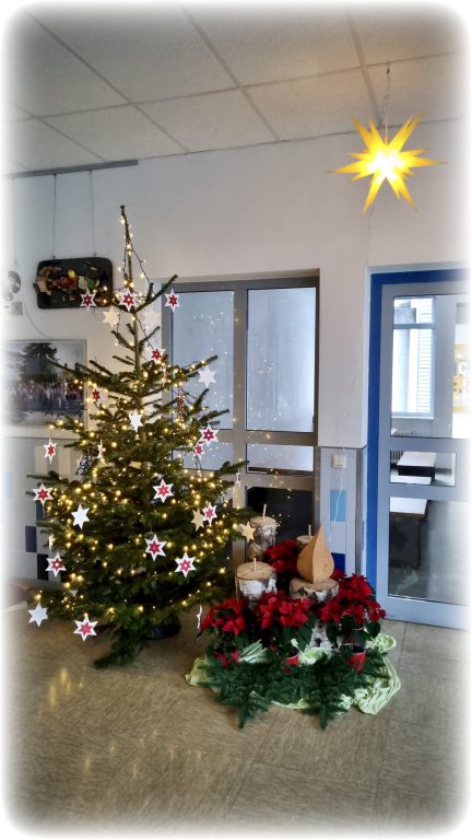 Weihnachtsbaum 2025_1_glow