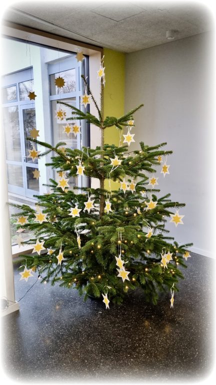 Weihnachtsbaum 2025_3_glow